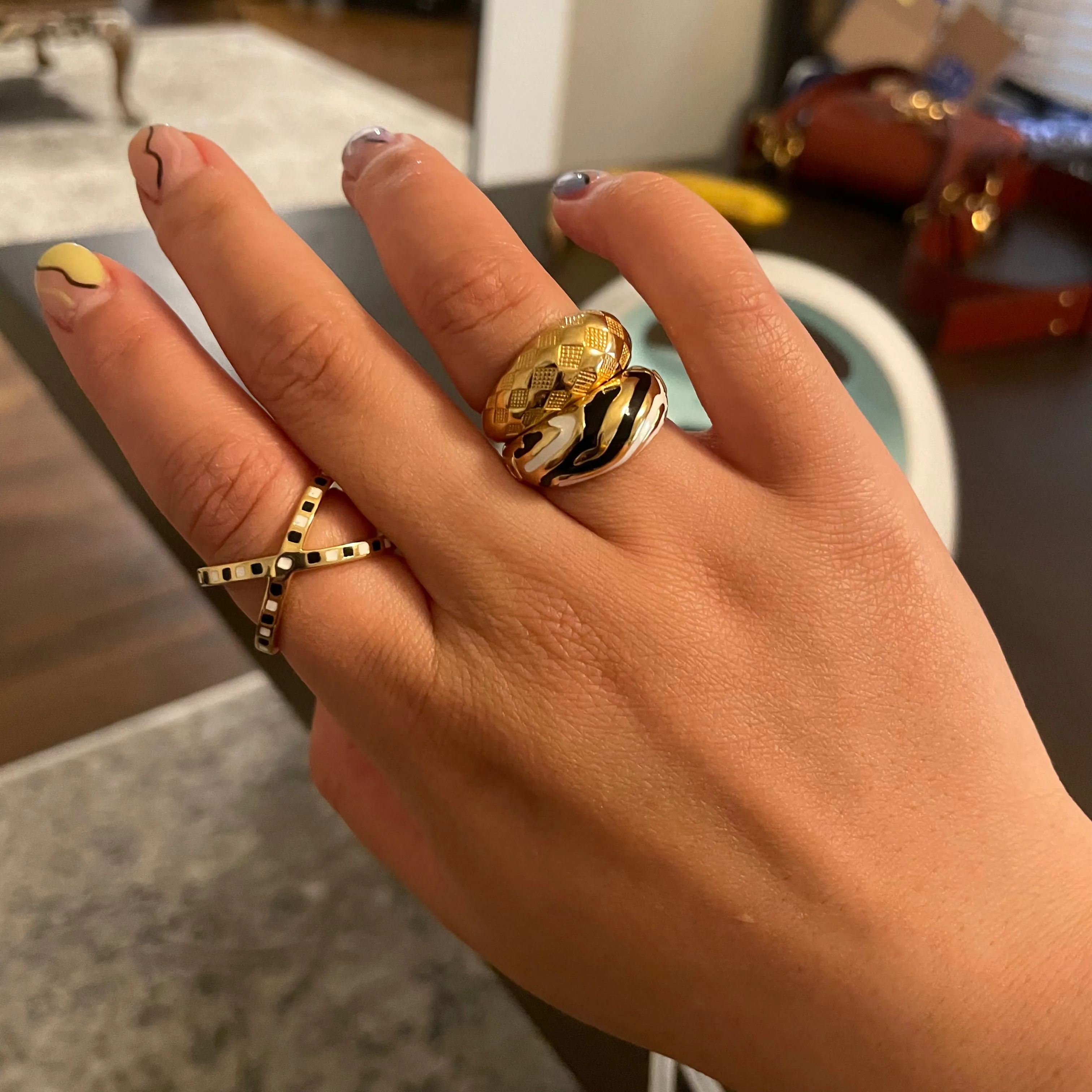 Checker Ring - Black And White
