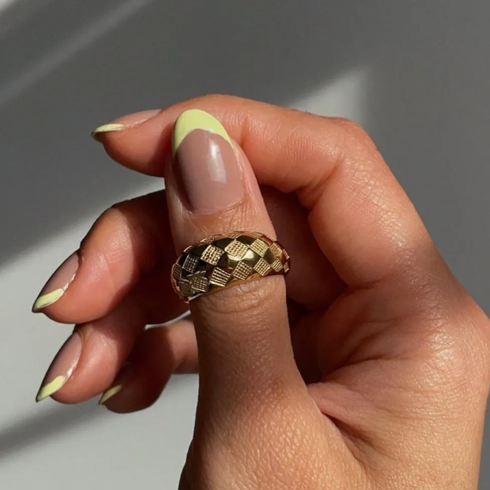 Checker Ring - Black And White